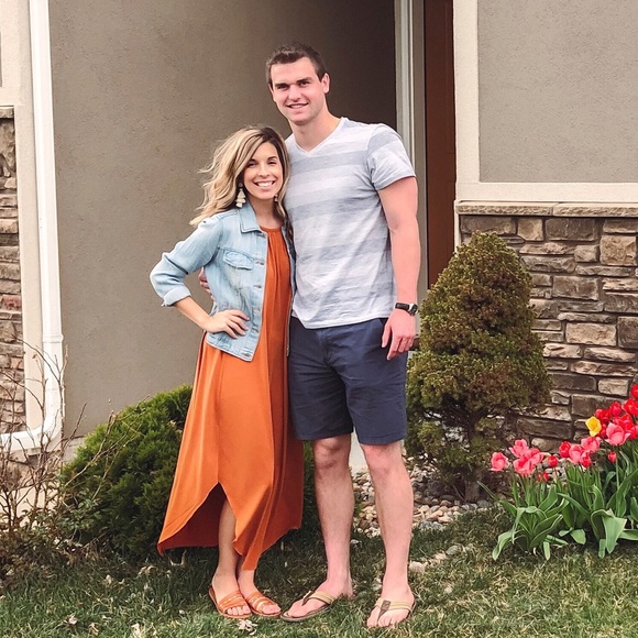 Meet your Posher, Marina - Picture 1 of 2